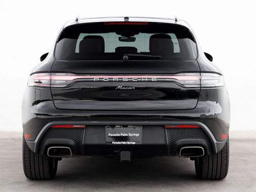 2025 Porsche Macan T