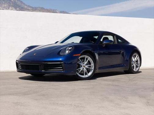 2022 Porsche 911 Carrera