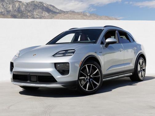 2025 Porsche Macan 4S