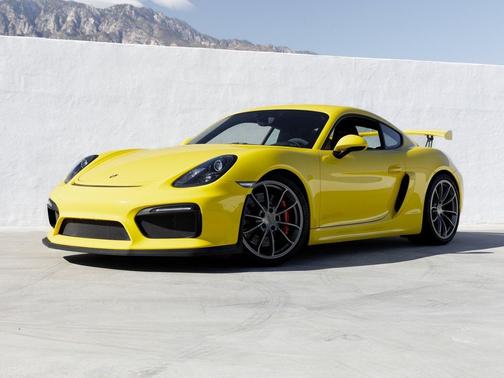 2016 Porsche Cayman GT4