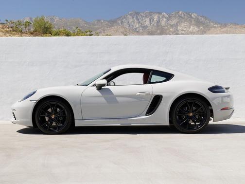 2025 Porsche 718 Cayman Base