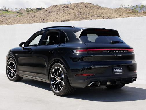 2025 Porsche Cayenne Cayenne E-Hybrid