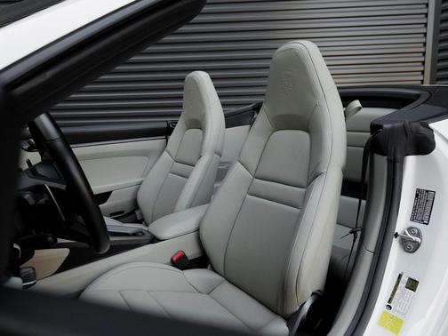 2020 Porsche 911 Carrera S