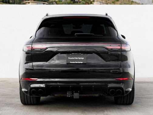 2023 Porsche Cayenne GTS