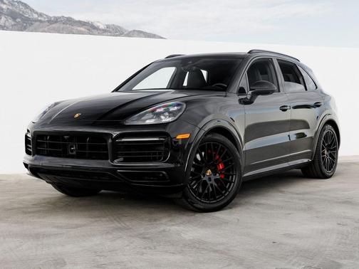 2023 Porsche Cayenne GTS