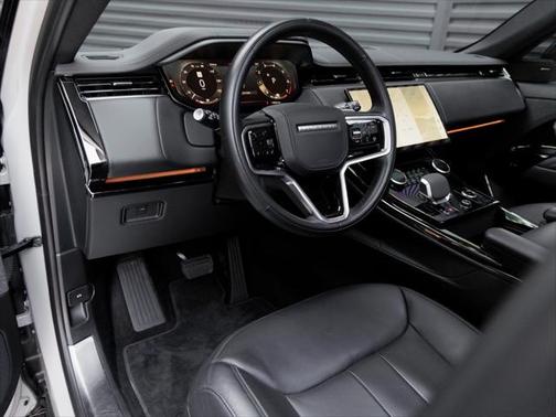 2023 Land Rover Range Rover Sport SE