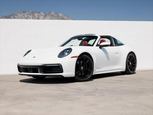 2021 Porsche 911 Targa 4S