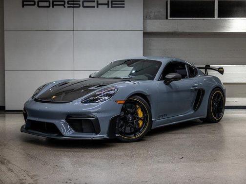 2025 Porsche 718 Cayman GT4 RS