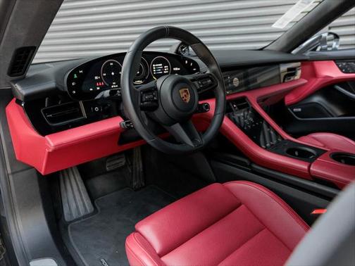 2022 Porsche Taycan Cross Turismo 4S