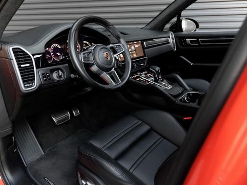 2021 Porsche Cayenne GTS