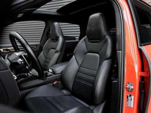 2021 Porsche Cayenne GTS