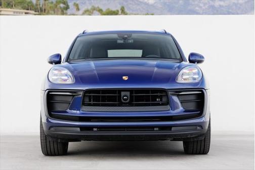 2023 Porsche Macan 