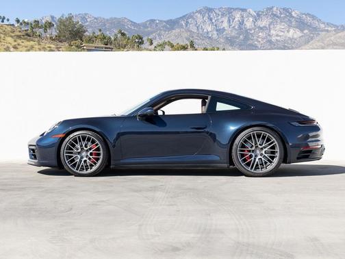 2021 Porsche 911 Carrera 4S