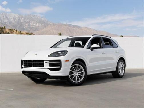 2024 Porsche Cayenne Base (Tiptronic)