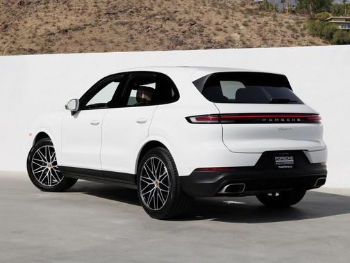 2025 Porsche Cayenne