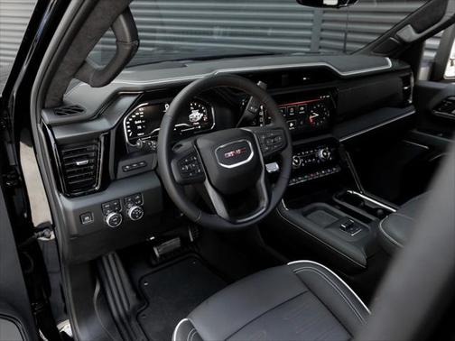 2025 GMC Sierra 2500 AT4