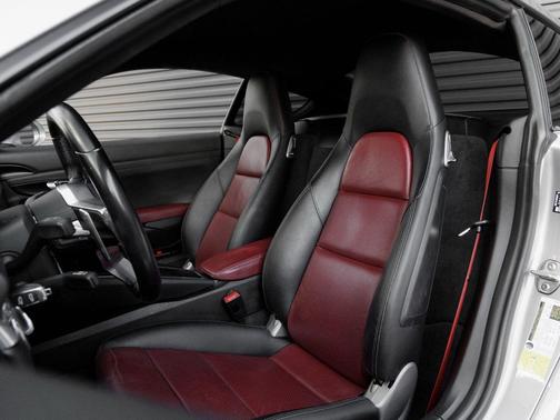 2018 Porsche 718 Cayman S