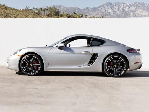 2018 Porsche 718 Cayman S