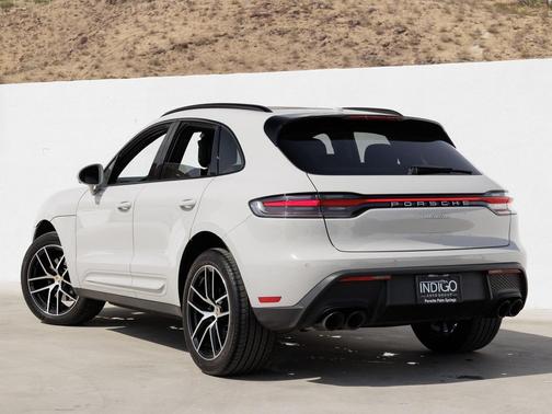 Chalk 2025 Porsche Macan Macan