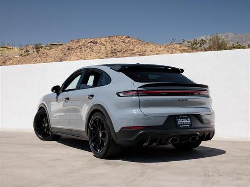 2024 Porsche Cayenne Turbo GT
