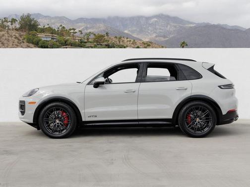 2026 Porsche Cayenne GTS