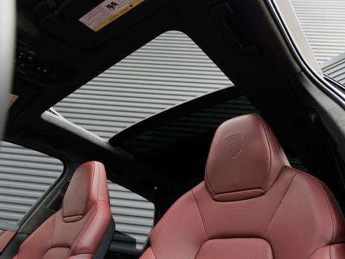2026 Porsche Cayenne GTS