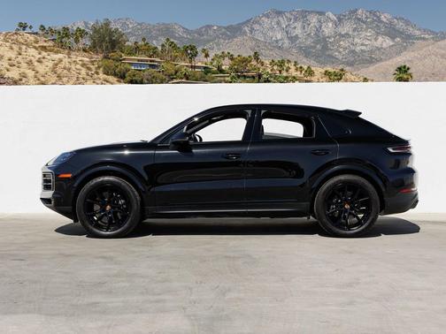 Chromite Black Metallic 2025 Porsche Cayenne Cayenne