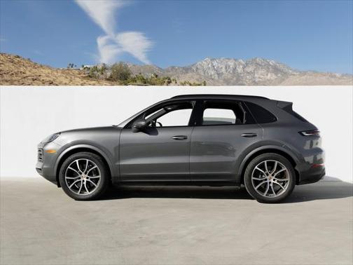 2024 Porsche Cayenne Base (Tiptronic)