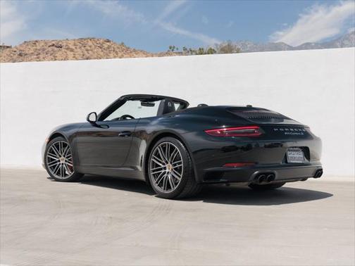 2019 Porsche 911 Carrera S