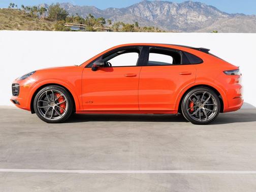 2021 Porsche Cayenne GTS