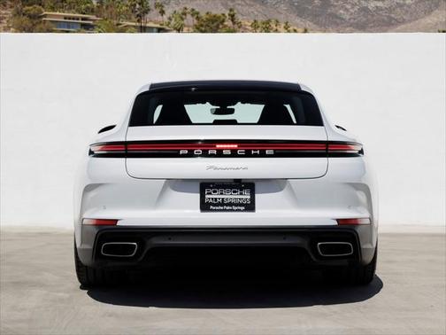 2024 Porsche Panamera Base (PDK)