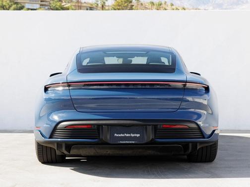 2023 Porsche Taycan 