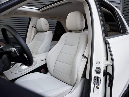 2025 Mercedes-Benz GLE 450e 4MATIC