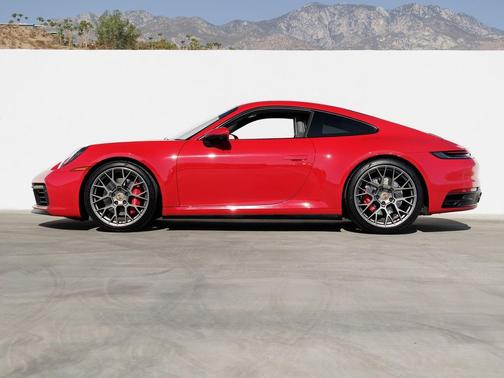 2022 Porsche 911 Carrera S
