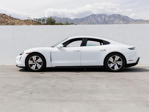 2022 Porsche Taycan 4S