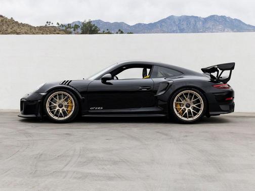 2018 Porsche 911 GT2 RS