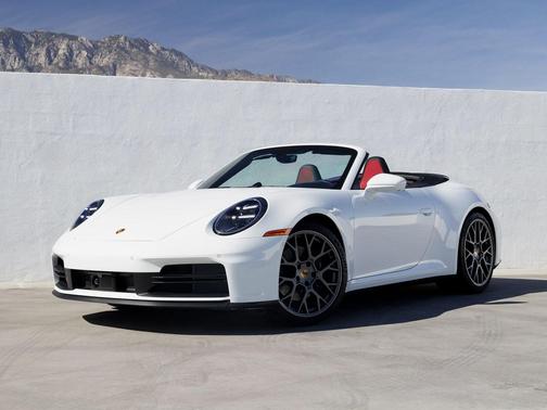 2025 Porsche 911 Carrera