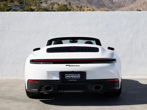 2025 Porsche 911 Carrera