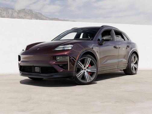 2024 Porsche Macan Turbo