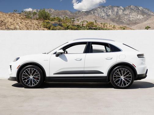 White 2025 Porsche Macan Macan Electric 4