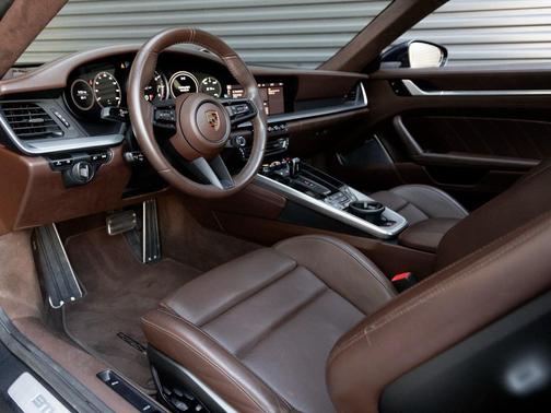 2021 Porsche 911 Carrera 4S