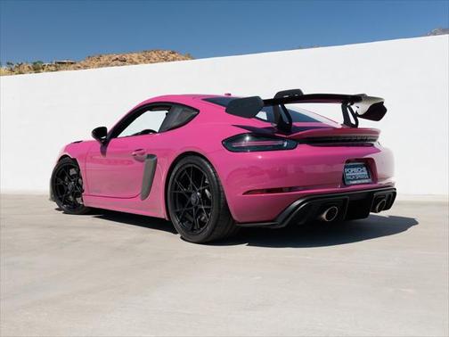 2024 Porsche 718 Cayman GT4 RS