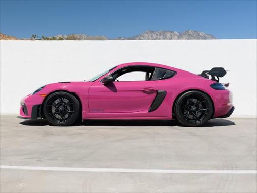 2024 Porsche 718 Cayman GT4 RS