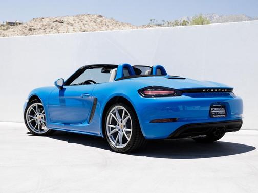 2025 Porsche 718 Boxster 