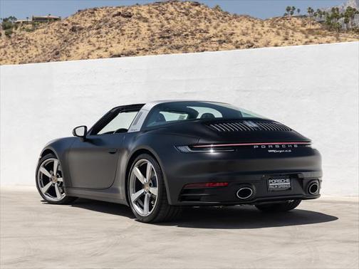 2024 Porsche 911 Targa 4S
