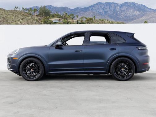 2026 Porsche Cayenne GTS
