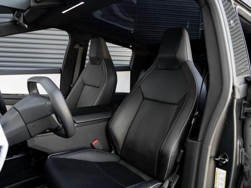 2024 Tesla Cybertruck All-Wheel Drive