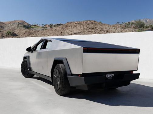 2024 Tesla Cybertruck All-Wheel Drive