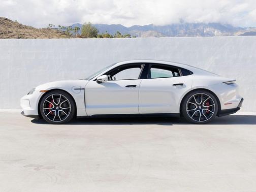 2025 Porsche Taycan 4S