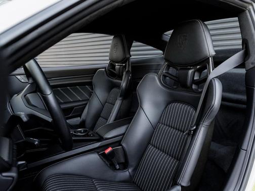 2024 Porsche 911 S/T